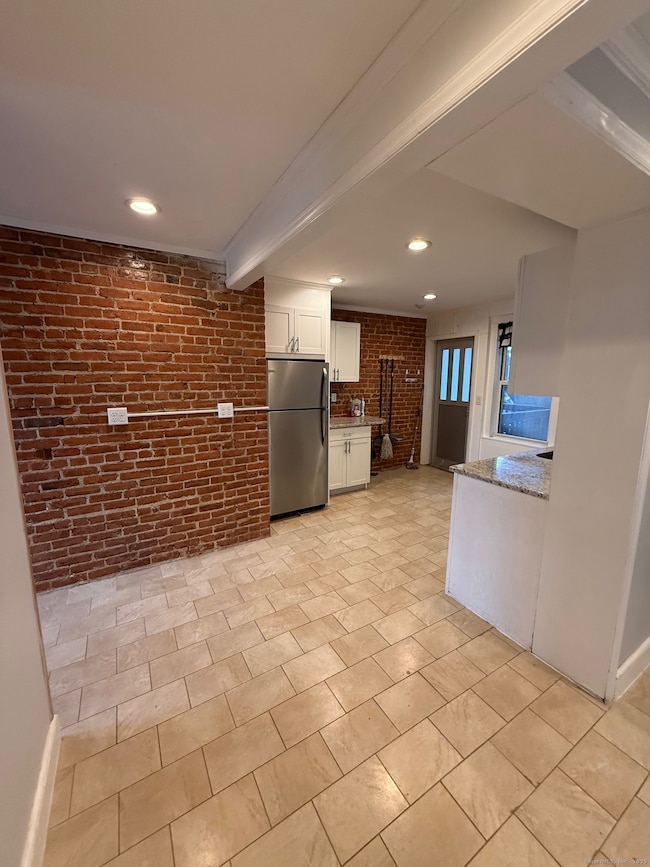 359 W Main St unit 1W, New Britain, CT 06052 - photo 2