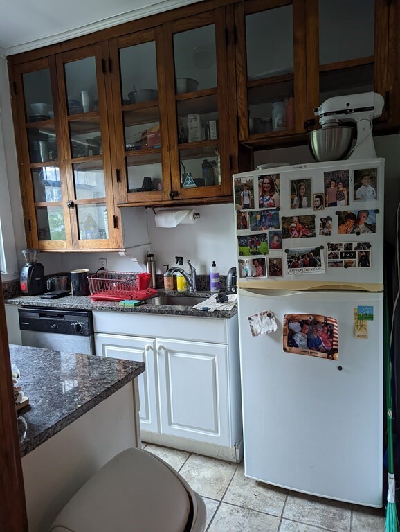 19 Agassiz St unit 21, Cambridge, MA 02140 - photo 4