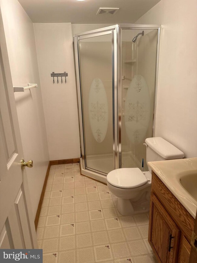 8 Westchester Ct unit BASEMENT, Stafford, VA 22554 - photo 4