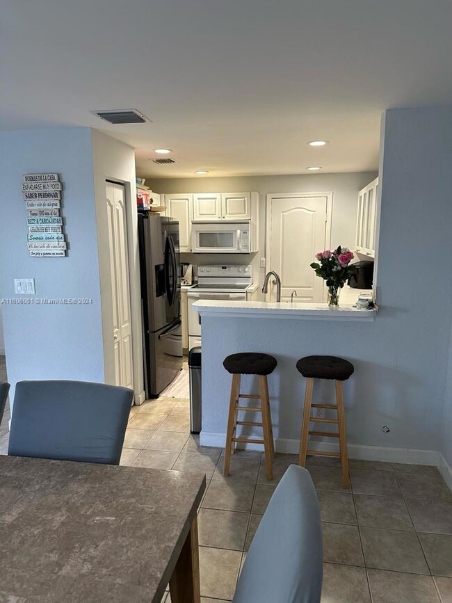 5142 NW 114th Ct, Doral, FL 33178 - photo 6