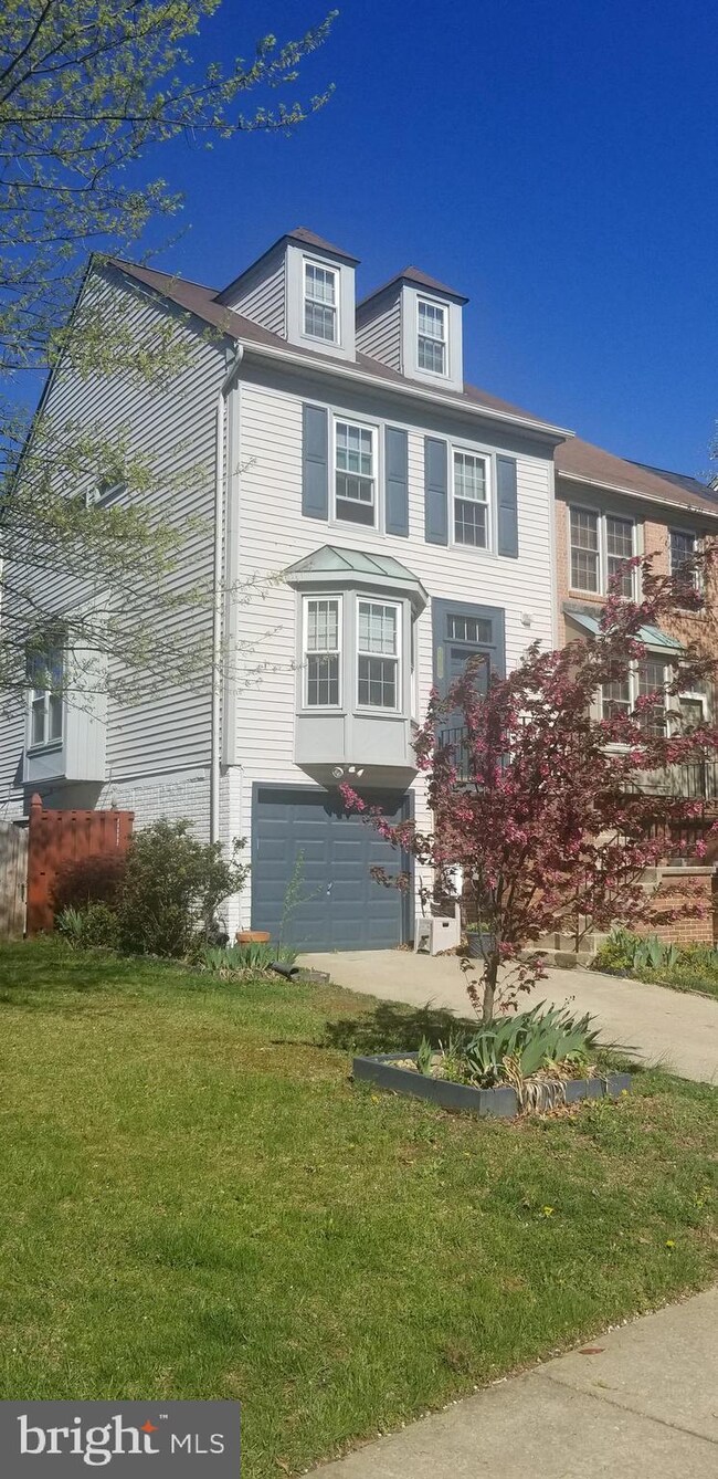 14100 Oakpointe Dr, Laurel, MD 20707 - photo 4