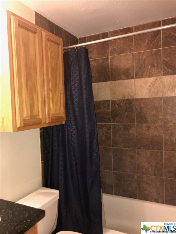 109 Crest Dr unit 111, San Marcos, TX 78666 - photo 7