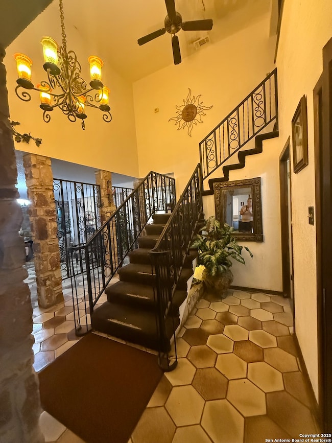 1422 E Sunshine Dr, San Antonio, TX 78228 - photo 4