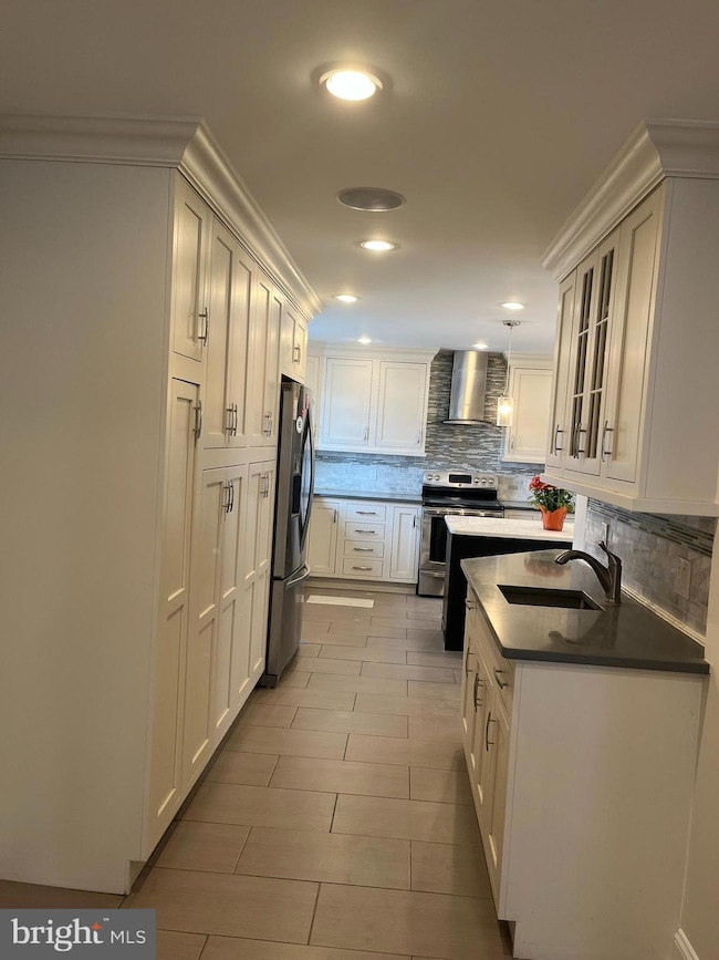 14 Franklin Getz Dr, Broomall, PA 19008 - photo 5