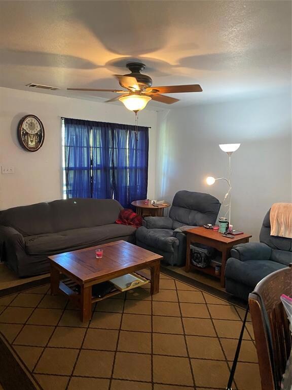 570 Shanes Ln, Weatherford, TX 76087 - photo 2