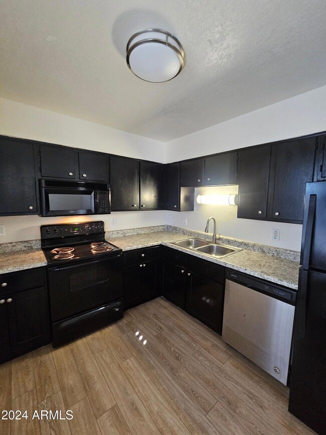 1107 E University Dr unit OFC, Mesa, AZ 85203 - photo 5