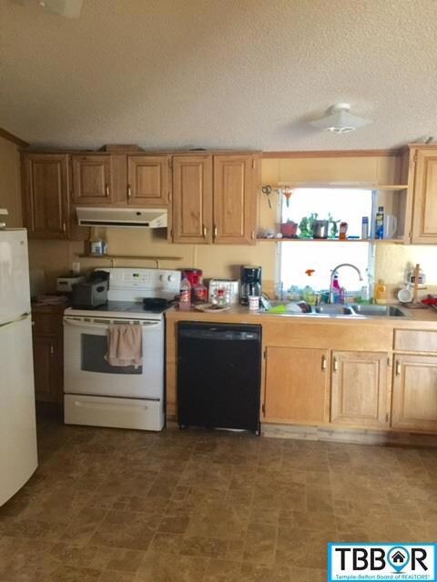 2200 317, Moody, TX 76557 - photo 4