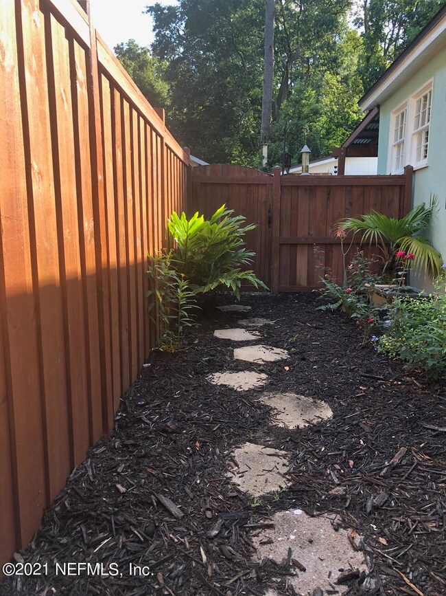 1755 Greenwood Ave, Jacksonville, FL 32205 - photo 7