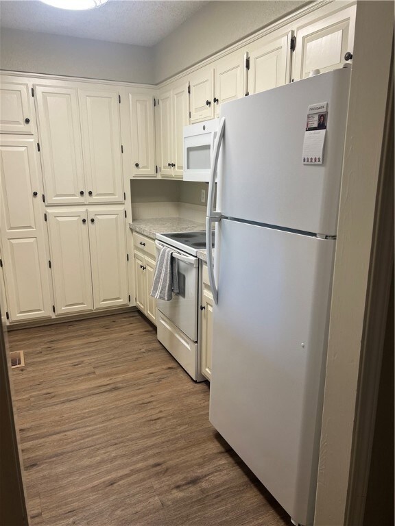 114 Buckingham Dr, Bella Vista, AR 72714 - photo 7