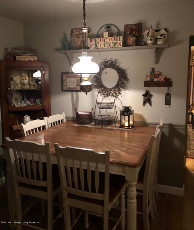 149 Bidwell Ave, Staten Island, NY 10314 - photo 7