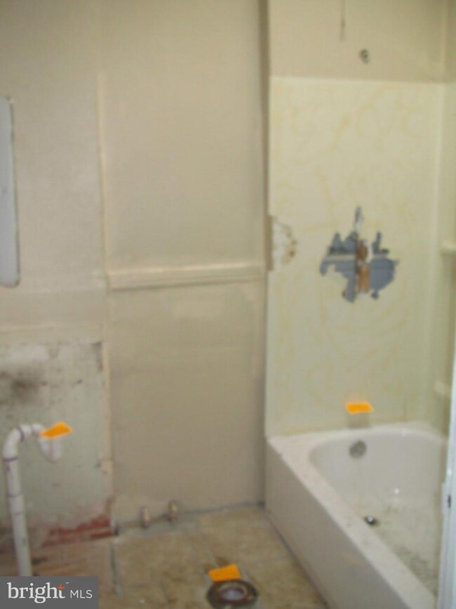 2712 E Monument St, Baltimore, MD 21205 - photo 7