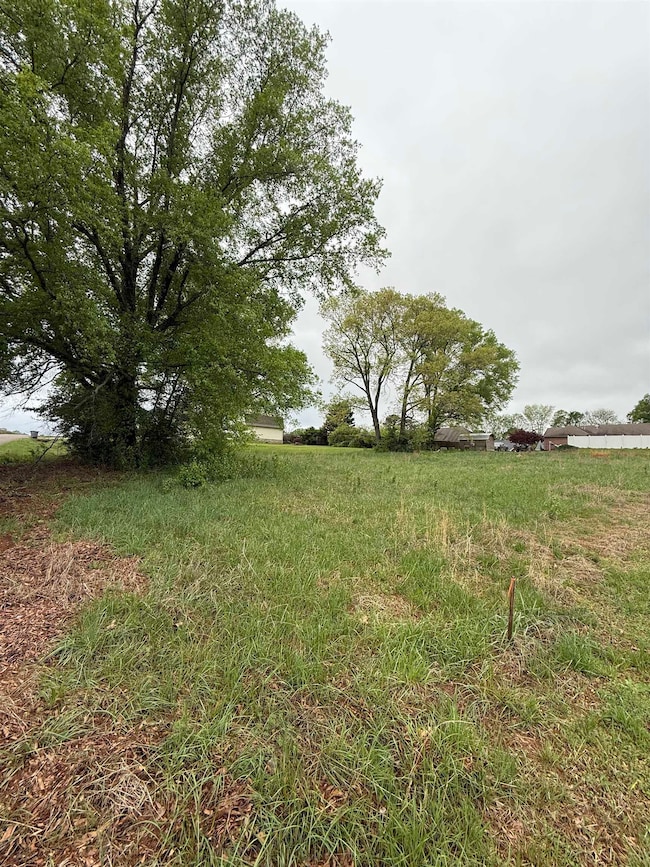 324 Oakview Cir, Killen, AL 35645 - photo 3