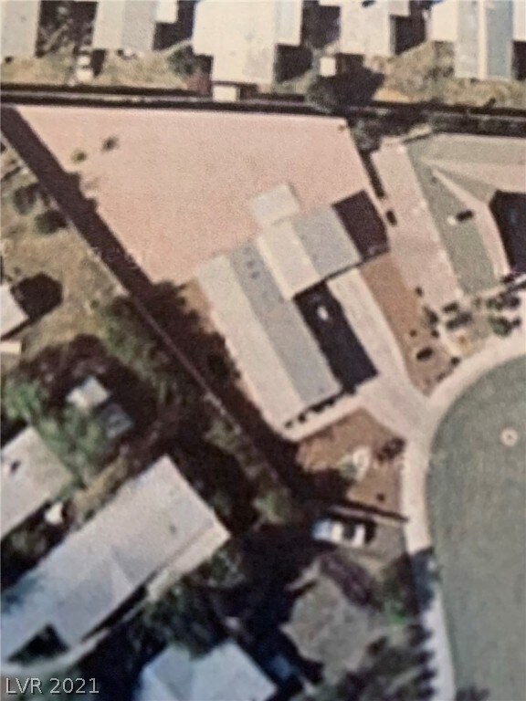 Sky view of home n lot