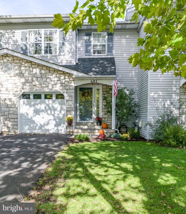 681 Deer Run Rd, Perkasie, PA 18944 - photo 2