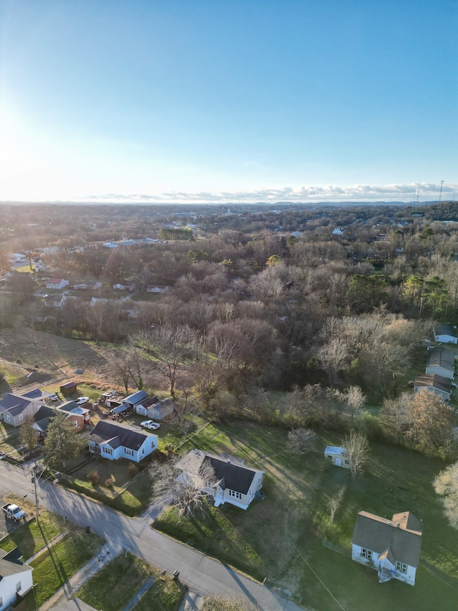 110 Morningside Ln, Columbia, TN 38401 - photo 2