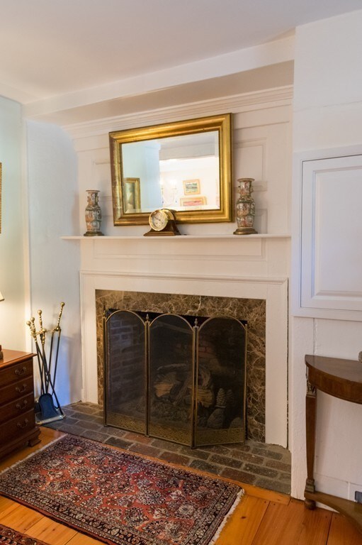 8 Middle St, Marblehead, MA 01945 - photo 5