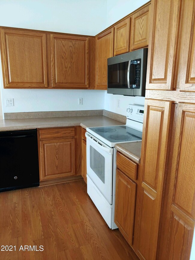 weaver kitchen.1