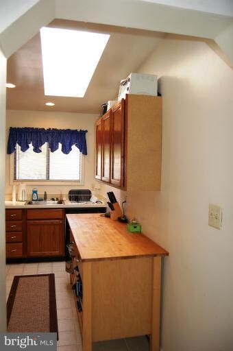 2704 Dartmouth Rd unit 8, Alexandria, VA 22314 - photo 7