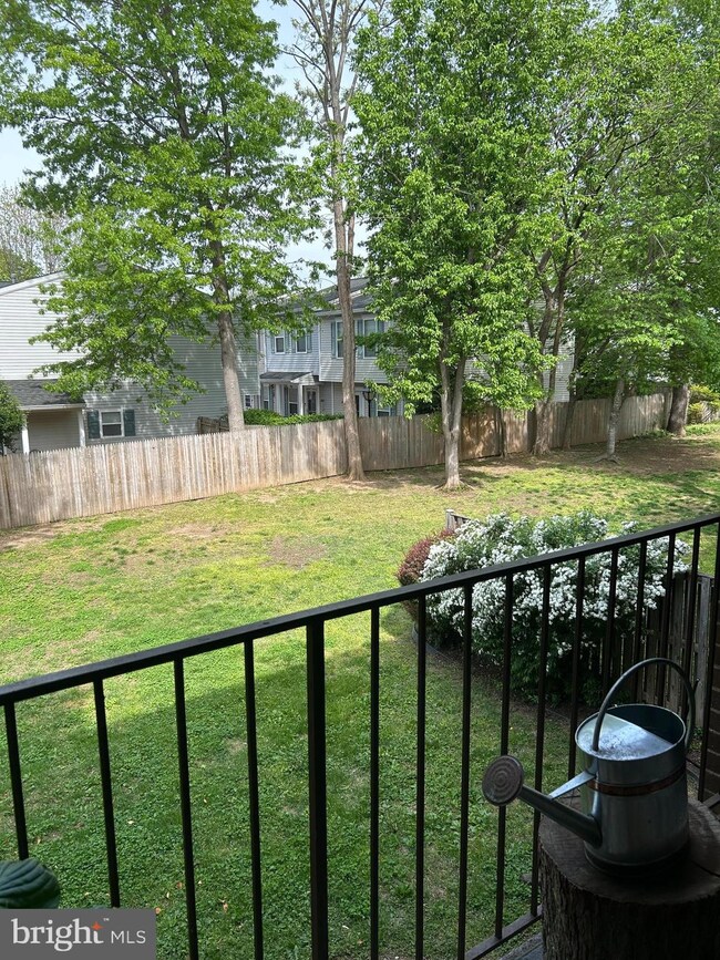 7334 Tavenner Ln unit 2-A, Alexandria, VA 22306 - photo 3