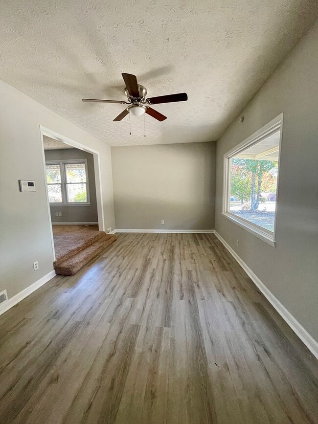 905 Bethune Ct, Columbus, GA 31907 - photo 5