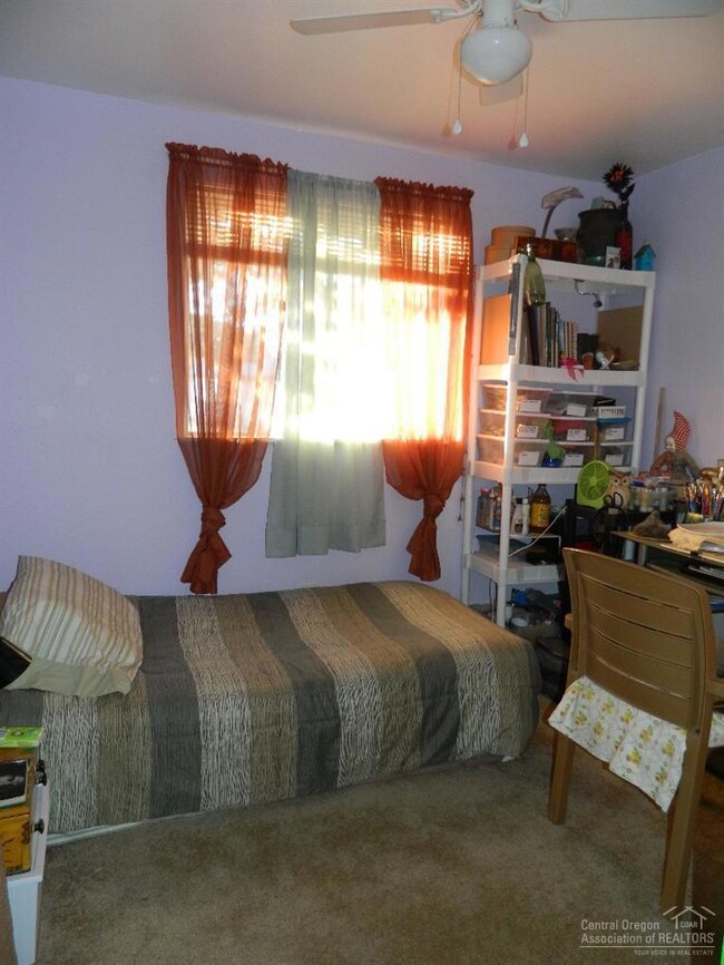 1538 SW 33rd St, Redmond, OR 97756 - photo 5