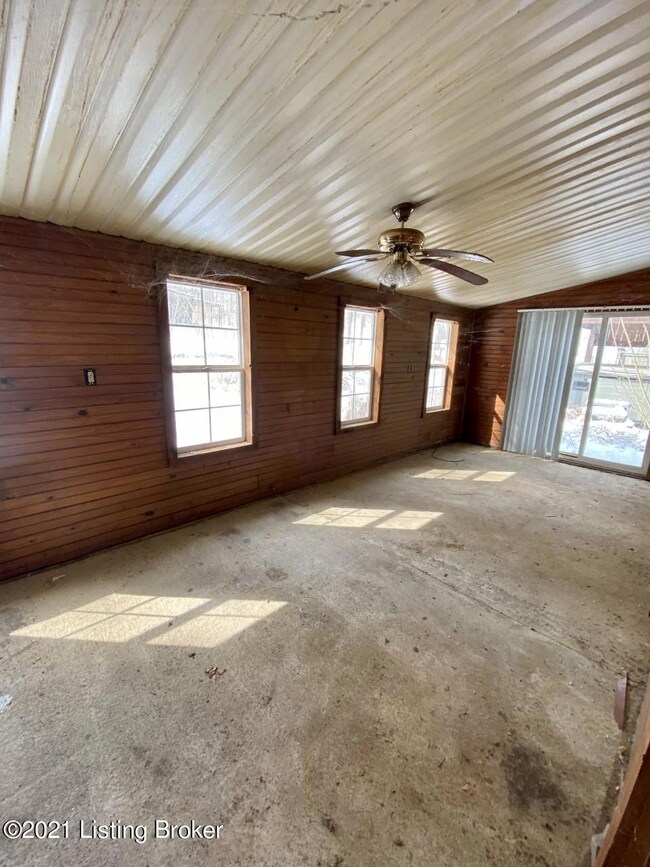 741 Cedar Spring Dr, Lebanon Junction, KY 40150 - photo 6