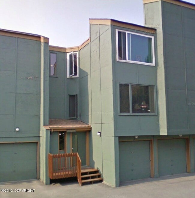 1105 Wildrose Court