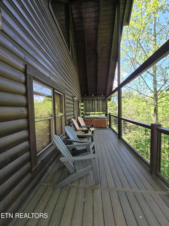241 AMW Ext Hot Tub Porch