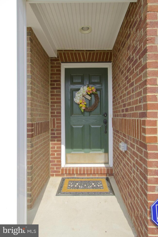 25075 Green Mountain Terrace, Aldie, VA 20105 - photo 3