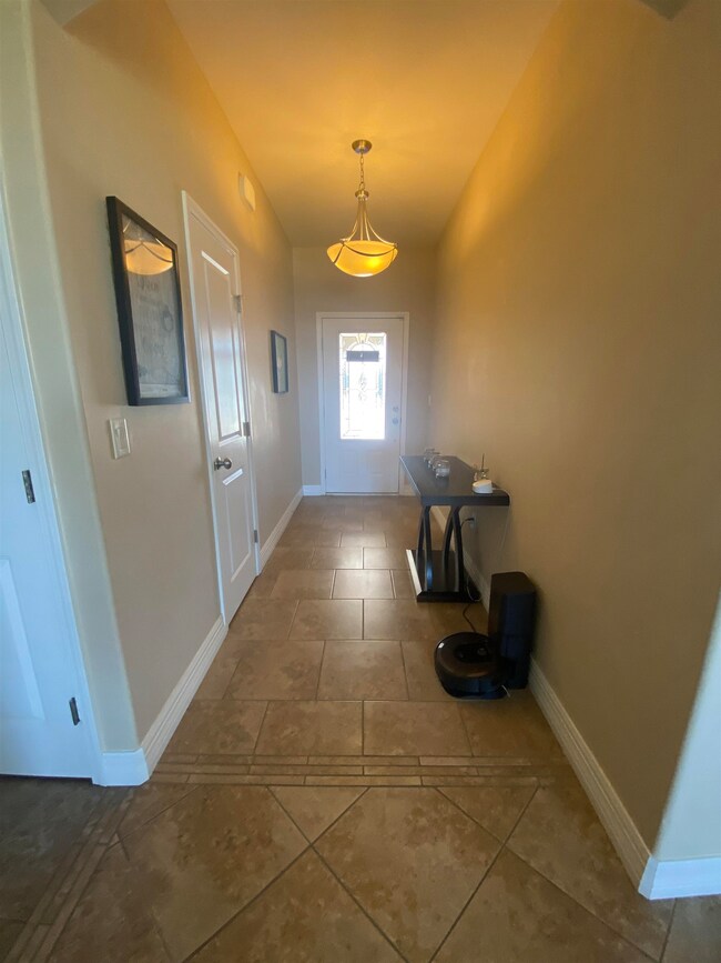1115 La Bajada Dr, Alamogordo, NM 88310 - photo 2