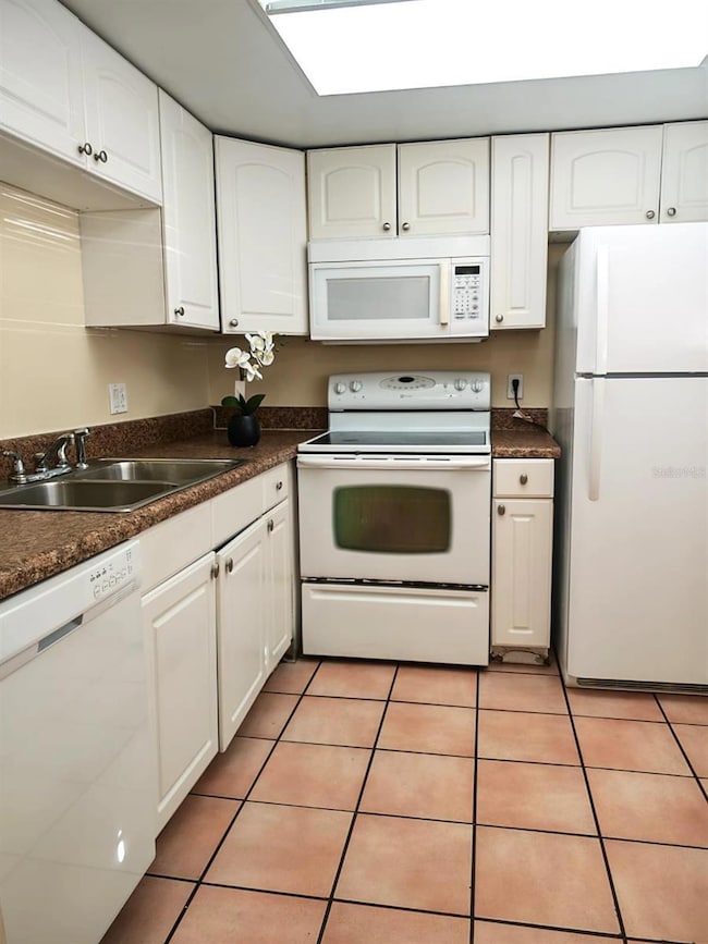 6306 Newtown Cir unit 6A3, Tampa, FL 33615 - photo 3