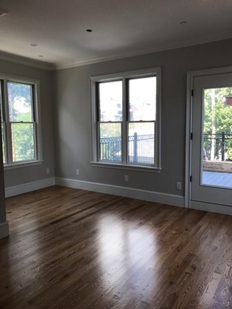 562 E 6th St unit 2, Boston, MA 02127 - photo 6