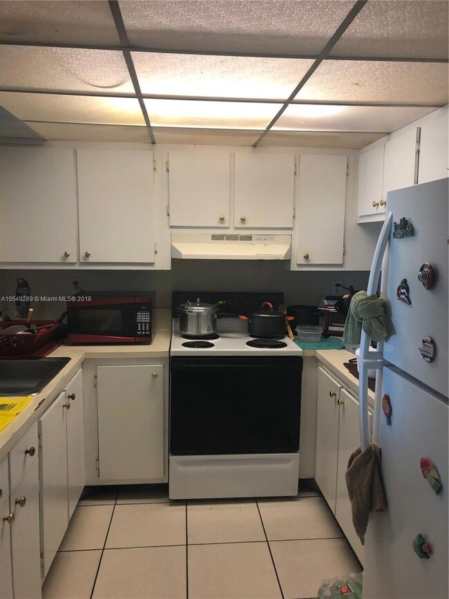 15430 SW 82nd Ln unit 634, Miami, FL 33193 - photo 6