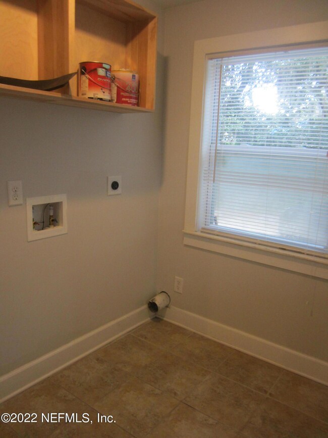 3946 Boone Park Ave, Jacksonville, FL 32205 - photo 6