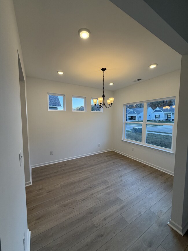 1108 Southerlynn Dr, White House, TN 37188 - photo 3