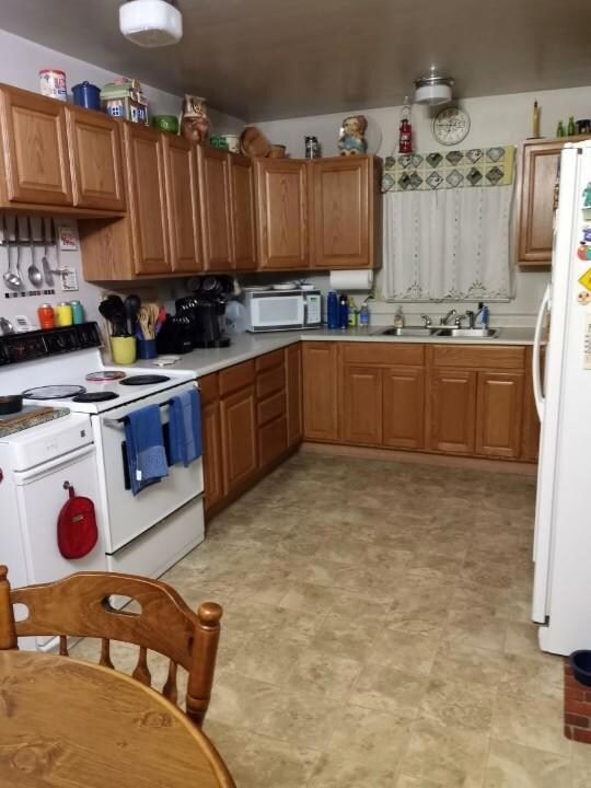 Kitchen 1