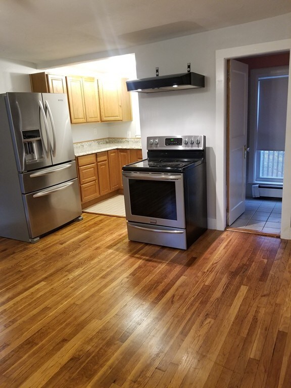 179 Summer St unit 2, Weymouth, MA 02188 - photo 5