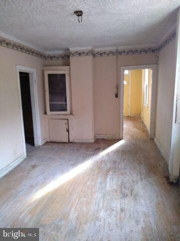 40 S Monastery Ave, Baltimore, MD 21229 - photo 4