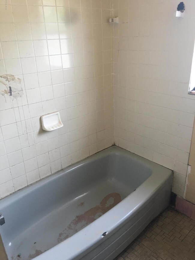 8080 Jacques Dr, Jacksonville, FL 32210 - photo 7