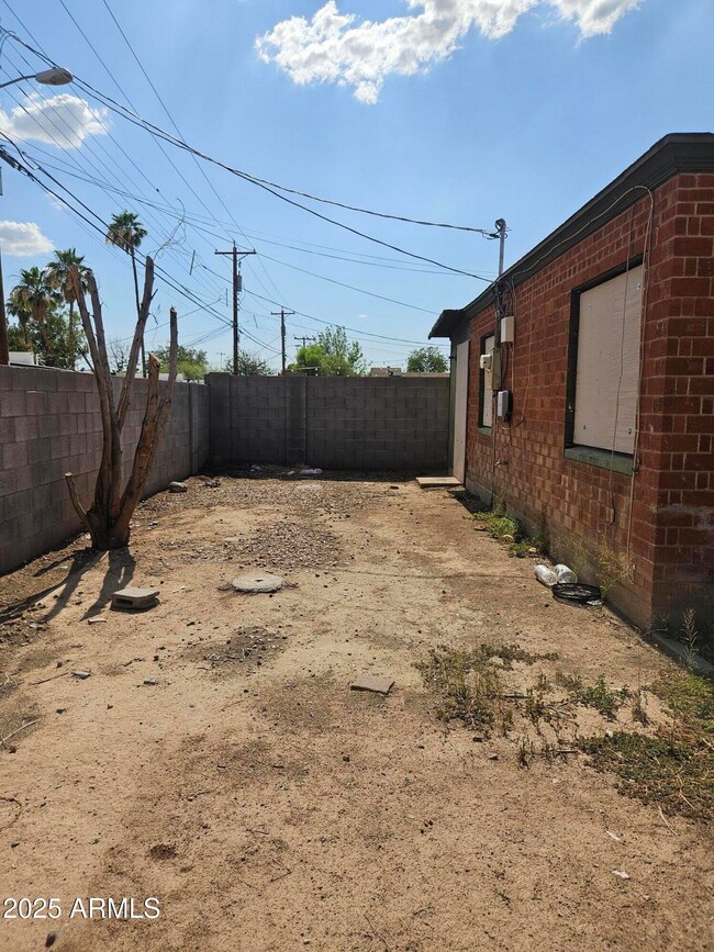 2011 W Ocotillo Rd, Phoenix, AZ 85015 - photo 4