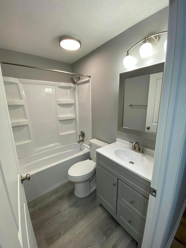 1210 Westphal Ave, Columbus, OH 43227 - photo 5