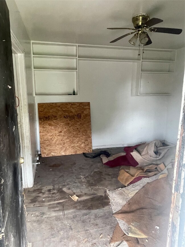 4009 Linder St, Houston, TX 77026 - photo 2