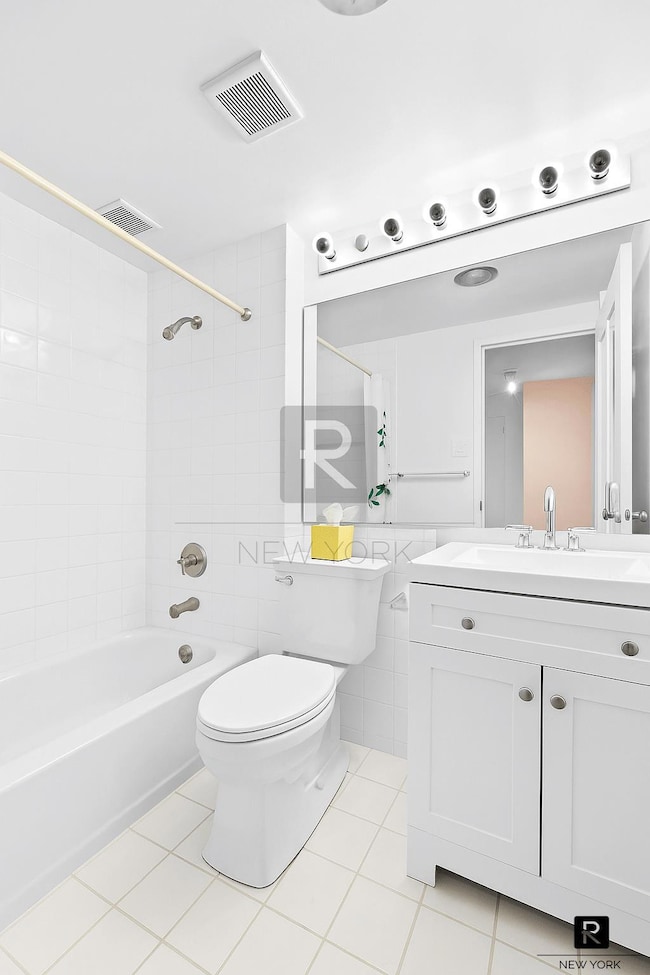 The Chatham in Chelsea unit 3G, New York, NY 10011 - photo 5