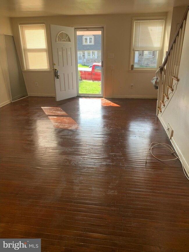 1305 Harshaw Rd, Brookhaven, PA 19015 - photo 2