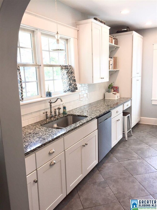 743 Vanderbilt St, Birmingham, AL 35206 - photo 7