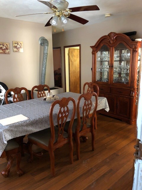 98 Lorraine St, Pawtucket, RI 02860 - photo 2