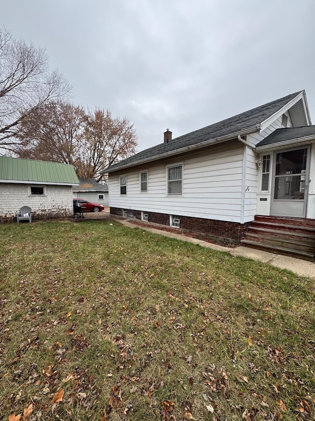 1610 Parmele St, Rockford, IL 61104 - photo 2