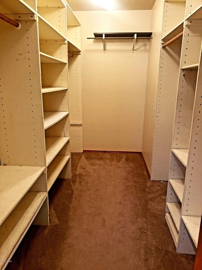 100 S Paloma, Show Low, AZ 85901 - photo 6