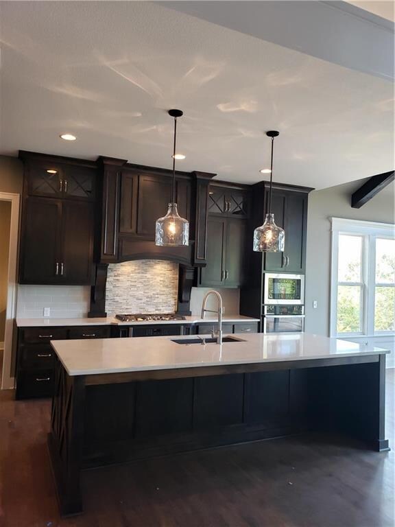 9247 Deer Run St, Lenexa, KS 66220 - photo 7