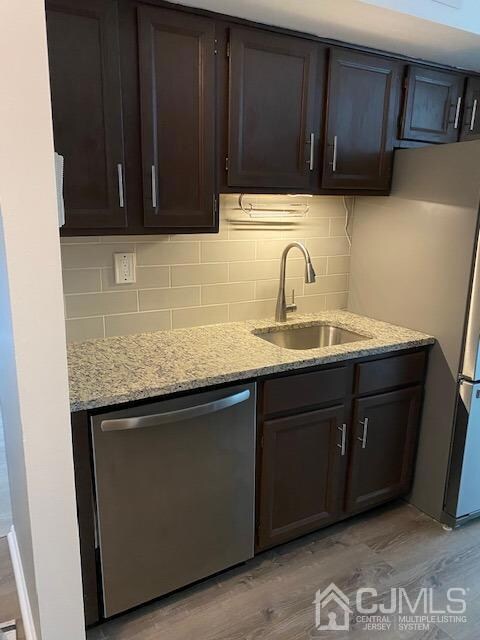 B Powderhorn Ct unit 422, Woodbridge Proper, NJ 07095 - photo 5